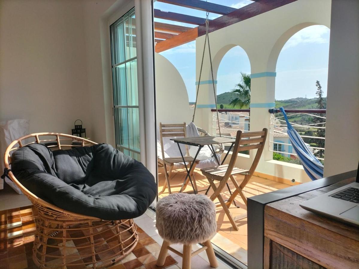Komfortables Town House In Traumhafter Lage Budens Dış mekan fotoğraf