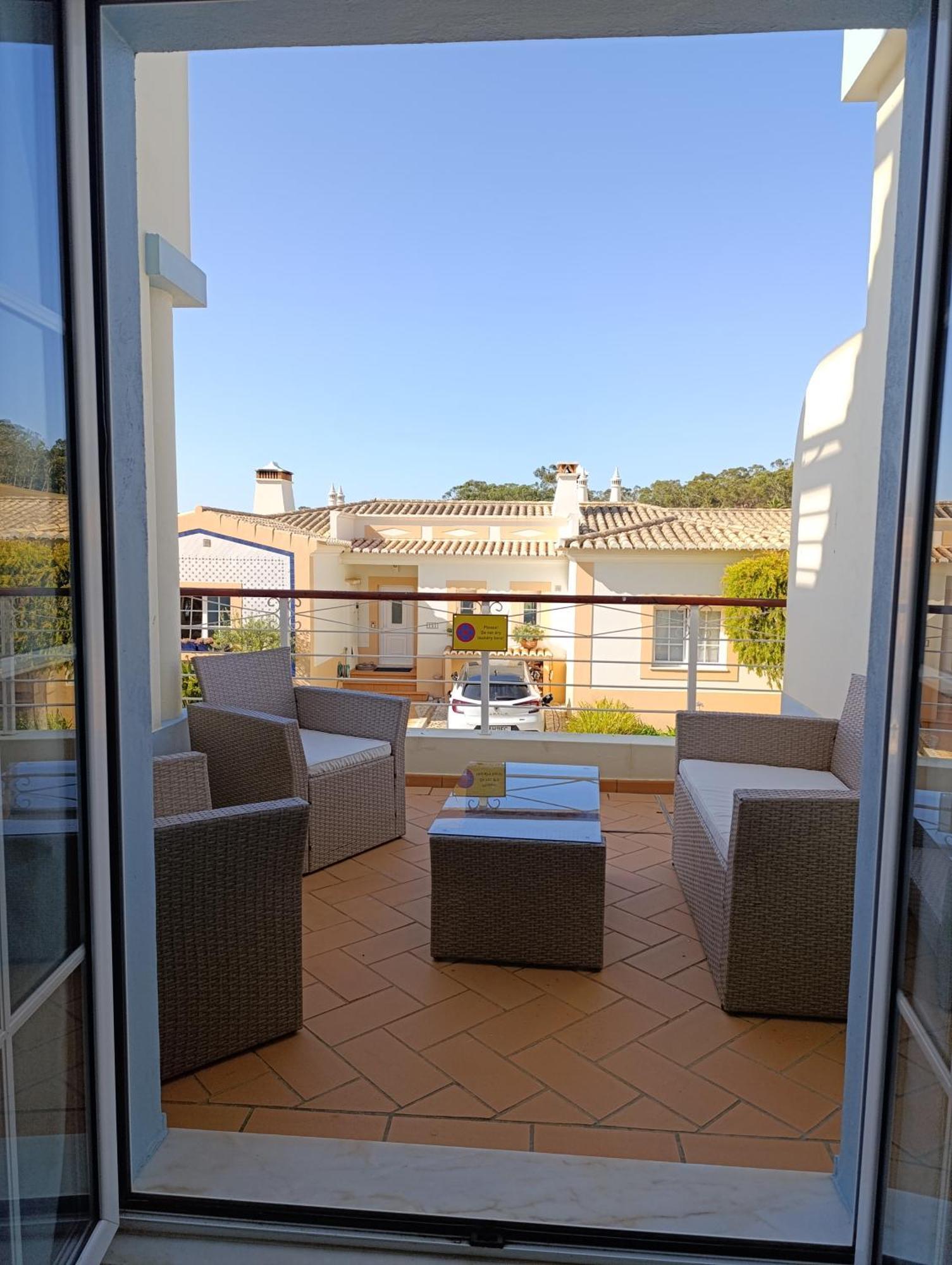 Komfortables Town House In Traumhafter Lage Budens Dış mekan fotoğraf